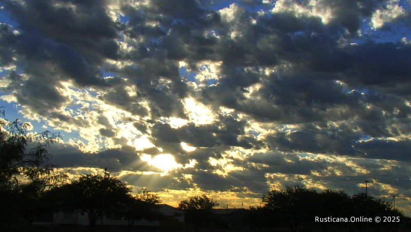 Sunrises & Sunsets with Night Celestial Vistas